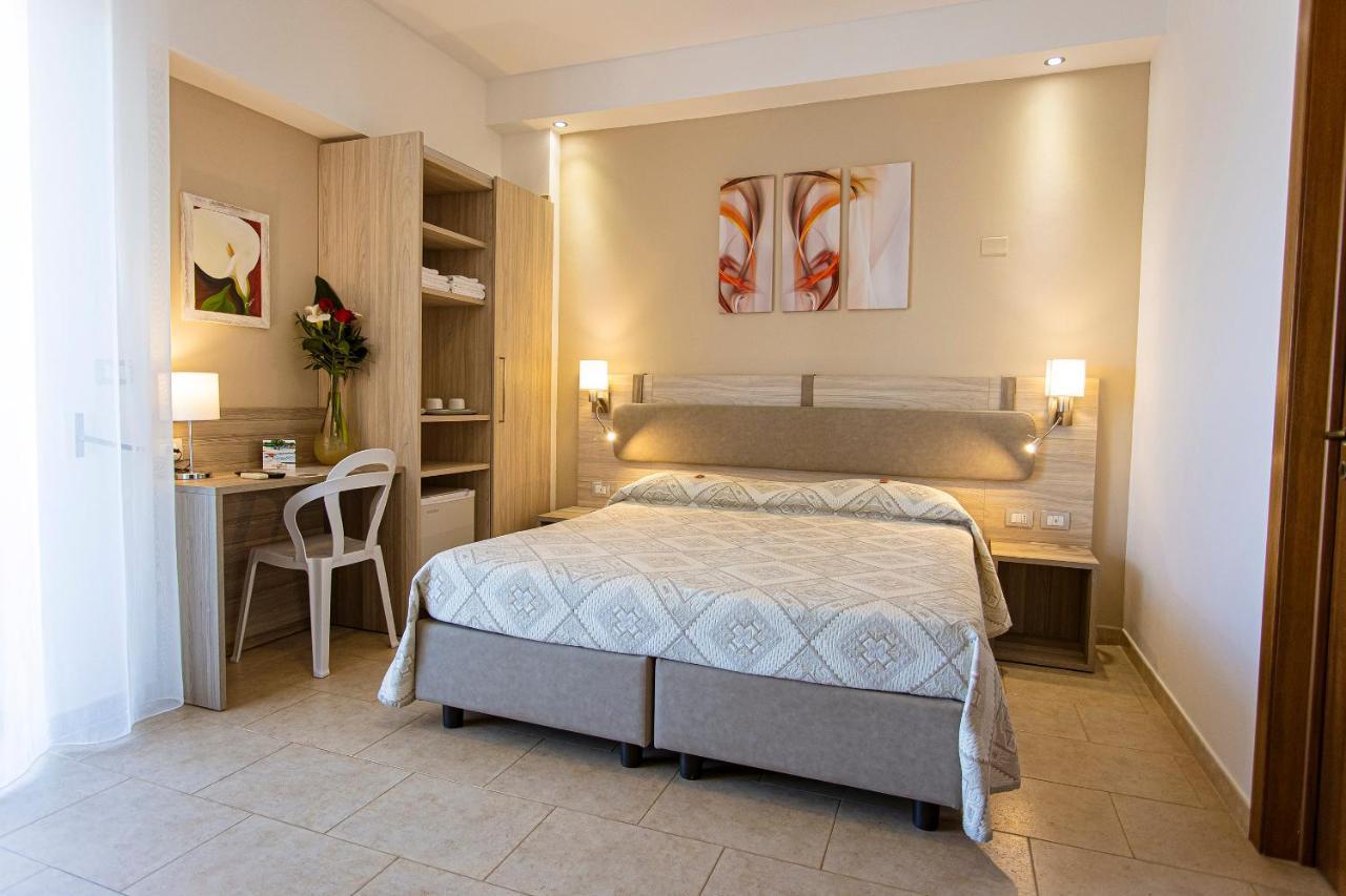 Aia Grande Bed and Breakfast Uggiano La Chiesa Εξωτερικό φωτογραφία
