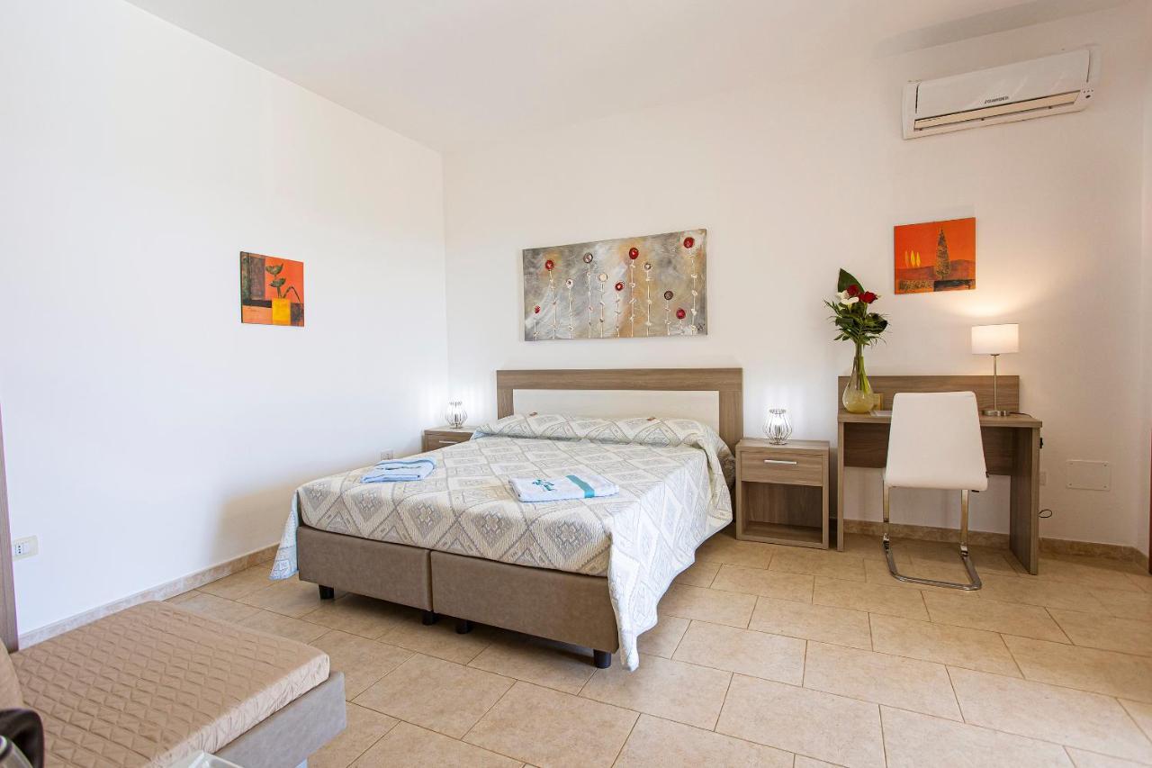 Aia Grande Bed and Breakfast Uggiano La Chiesa Εξωτερικό φωτογραφία