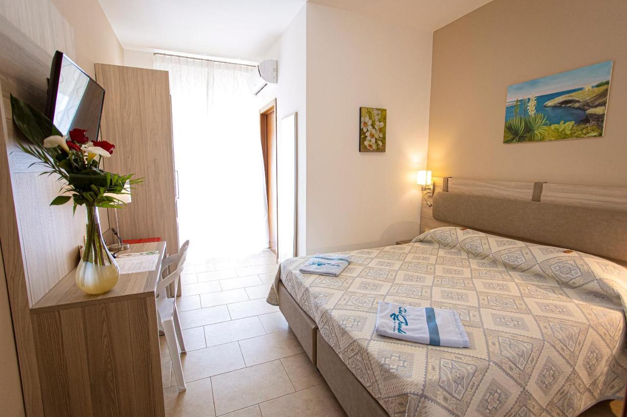 Aia Grande Bed and Breakfast Uggiano La Chiesa Εξωτερικό φωτογραφία