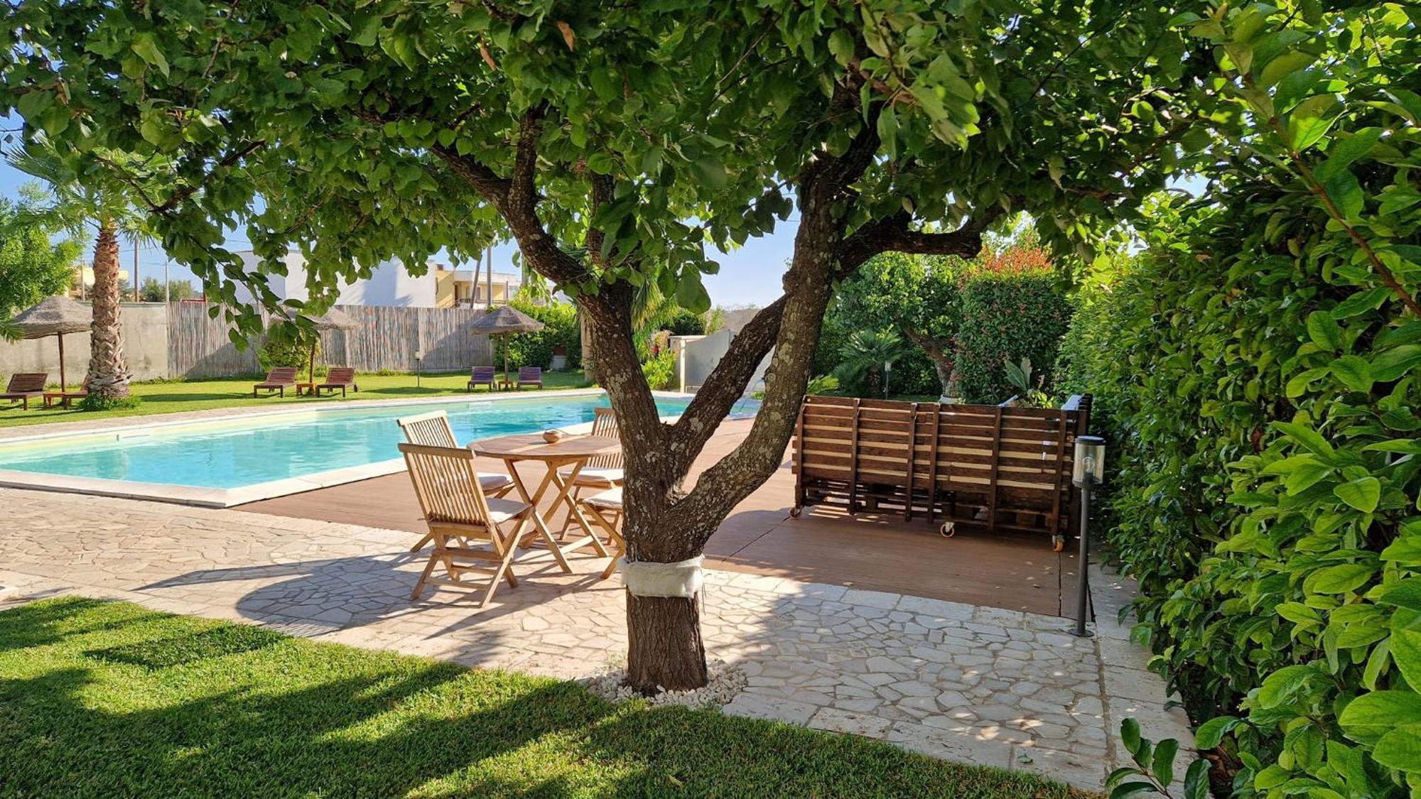 Aia Grande Bed and Breakfast Uggiano La Chiesa Εξωτερικό φωτογραφία