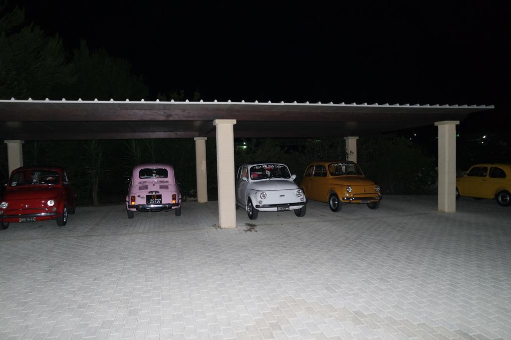 Aia Grande Bed and Breakfast Uggiano La Chiesa Εξωτερικό φωτογραφία