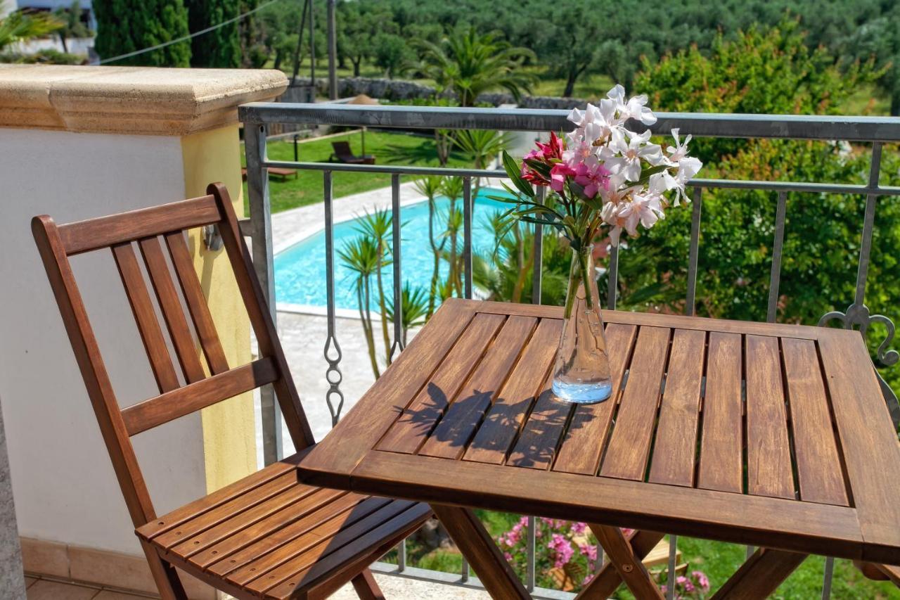 Aia Grande Bed and Breakfast Uggiano La Chiesa Εξωτερικό φωτογραφία