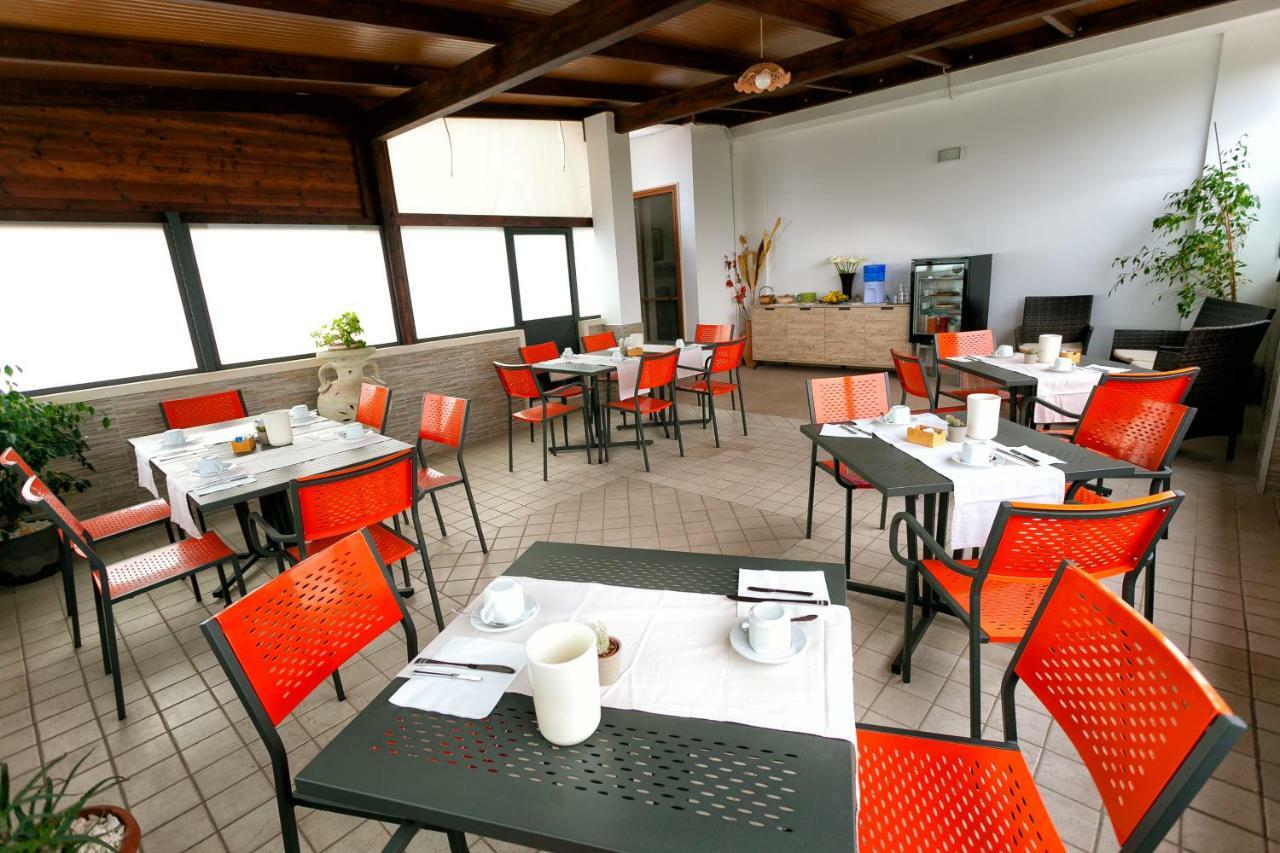 Aia Grande Bed and Breakfast Uggiano La Chiesa Εξωτερικό φωτογραφία